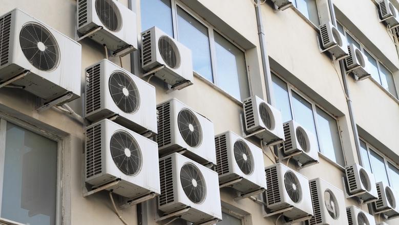 موجة الحر.. مكيفات الهواء ترفع استهلاك الكهرباء إلى أعلى مستوى في المغرب