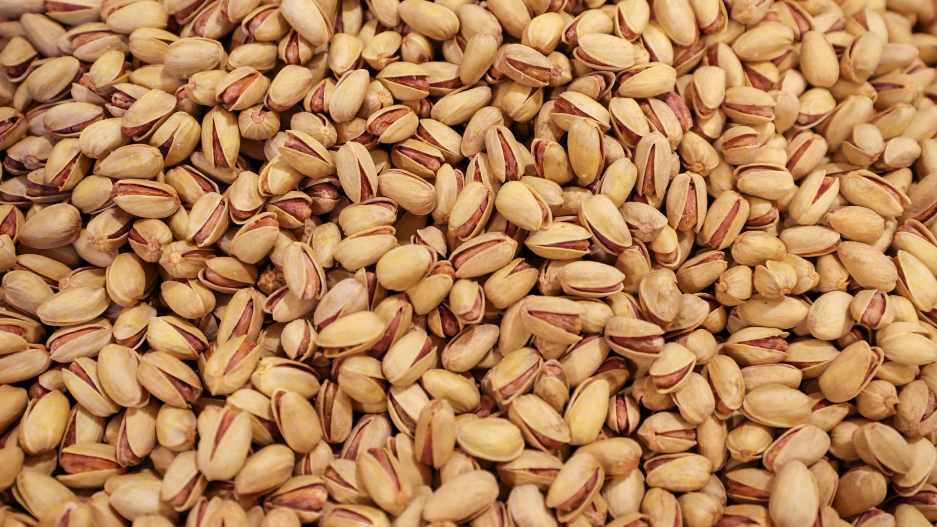 واردات الفستق بالمغرب تتجاوز 4000 طن في 2025 واردات الفستق بالمغرب تتجاوز 4000 طن في 2025